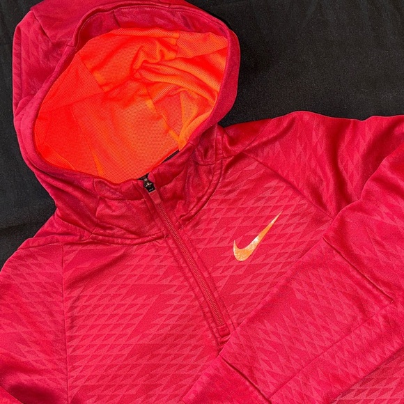 Nike Therma Big Boys Embossed 1/2 Zip Hoodie - Picture 3 of 7